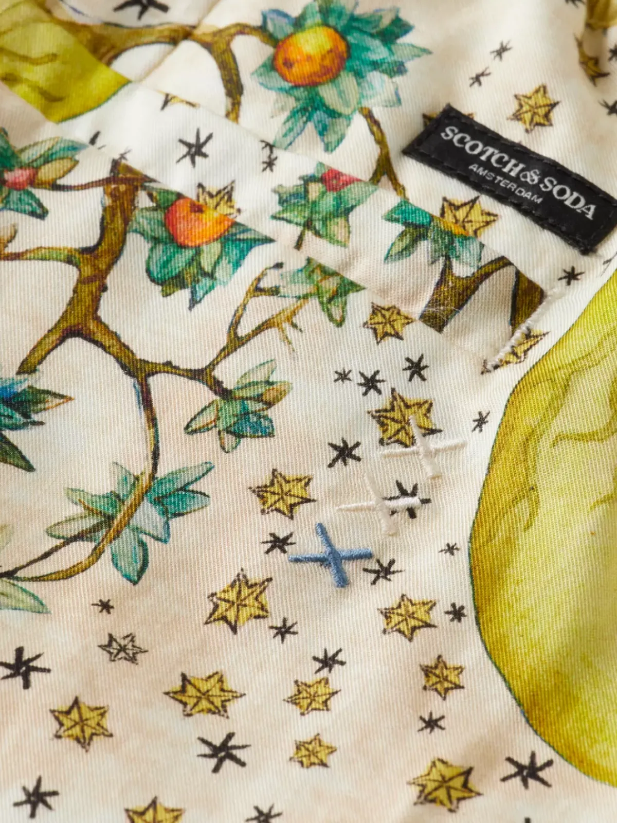 Outlet FAVE - PRINTED EMBASSY OF THE FREE MIND BERMUDA SHORT Shorts