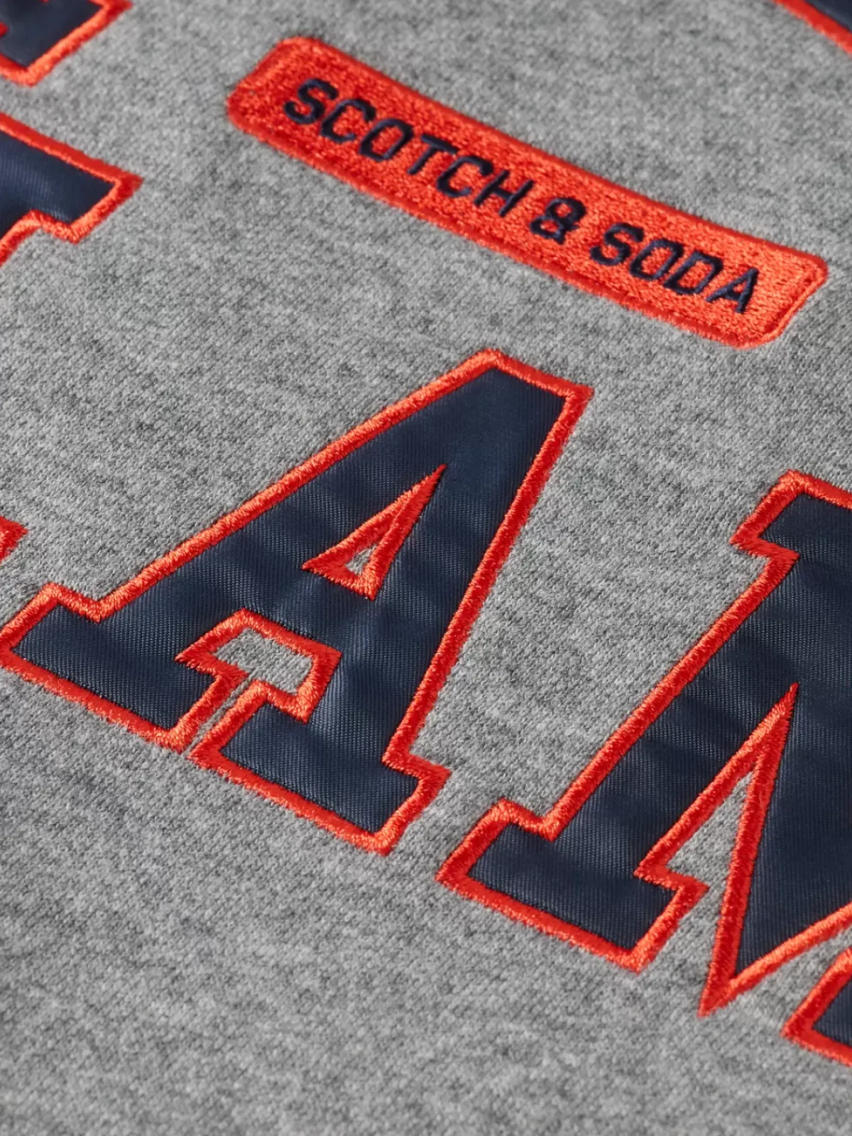 New REGULAR-FIT ARTWORK CREWNECK Kids/BOY Sweatshirts & Hoodies