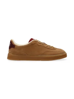 Fashion Slim Sneakers